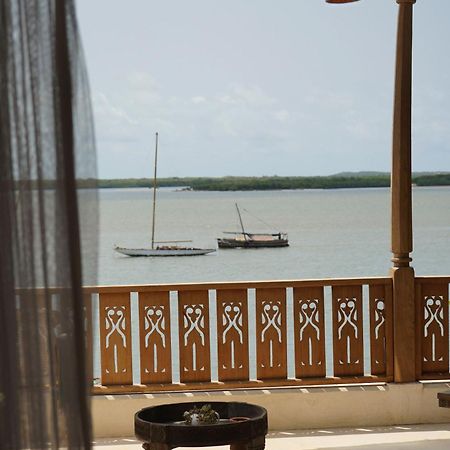 Kijani Hotel Ламу Экстерьер фото