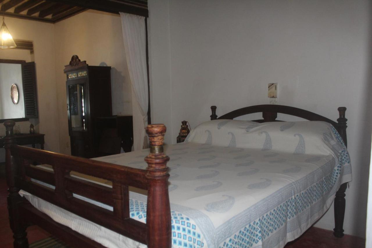 Kijani Hotel Ламу Экстерьер фото