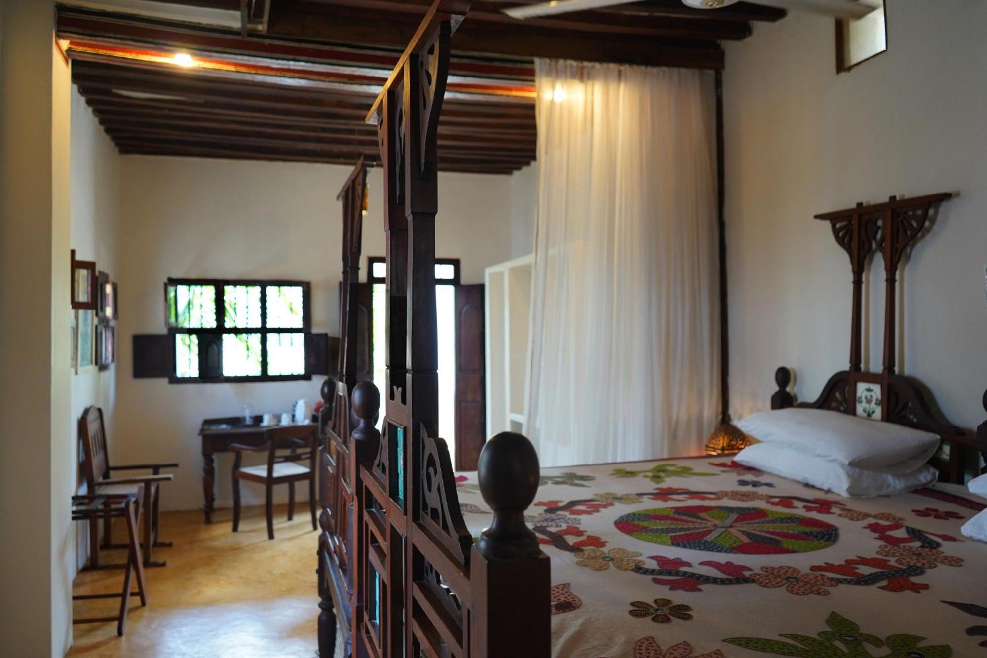 Kijani Hotel Ламу Экстерьер фото