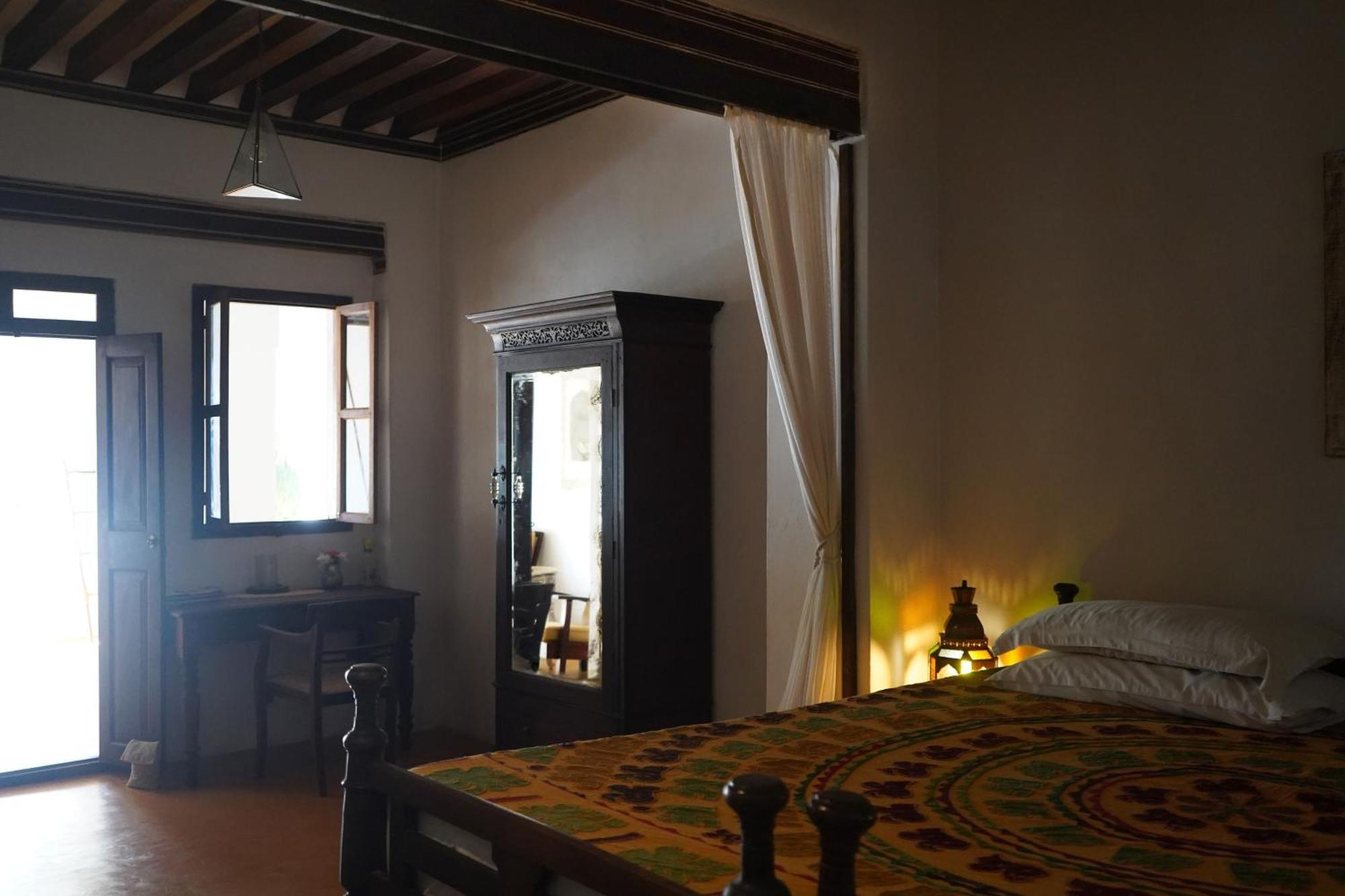 Kijani Hotel Ламу Экстерьер фото