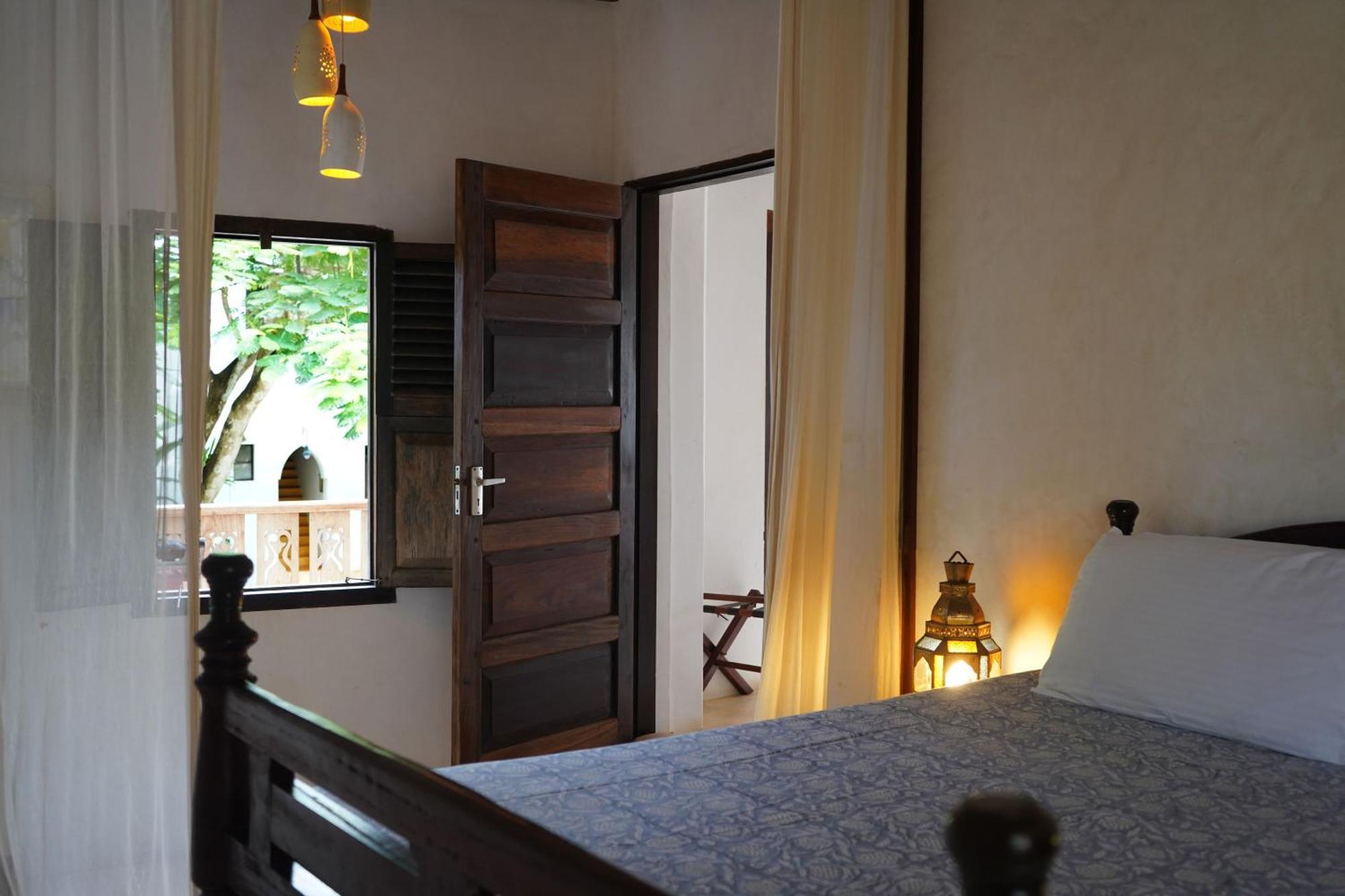 Kijani Hotel Ламу Экстерьер фото
