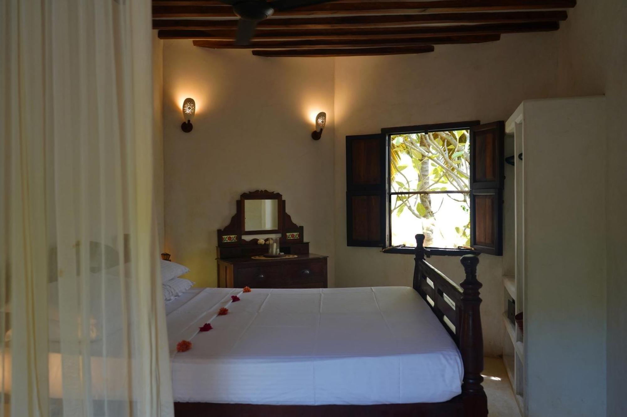 Kijani Hotel Ламу Экстерьер фото
